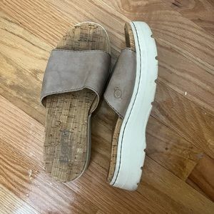 Lightly used platform womens size 6 sandals